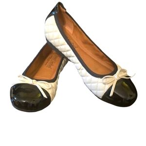 Josef Seibel Pippa 25 Cap Toe Flat Double Air Reactiom Black & Cream Size 36